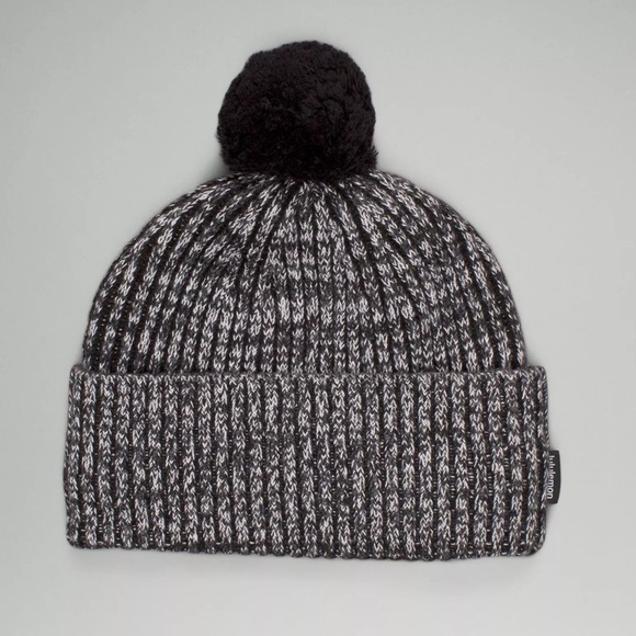 Lululemon Textured Knit Sherpa Lined Beanie Winter Hat Black & White NWT main image 5